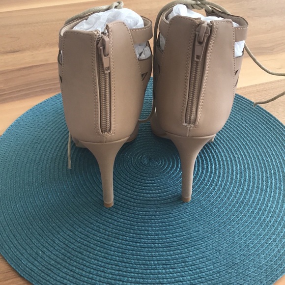 NWOB Bella Marie. - Picture 2 of 7